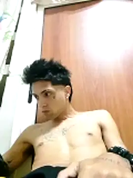 Вебкам-шоу PornoCubanohot