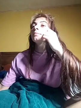 AntoniaHottie Adlı Modelin Web Kamerası Şovu