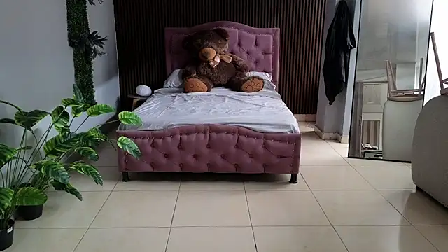 Živý XXX chat camil_milfdream