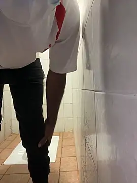 nice686@xh Adlı Modelin Web Kamerası Şovu