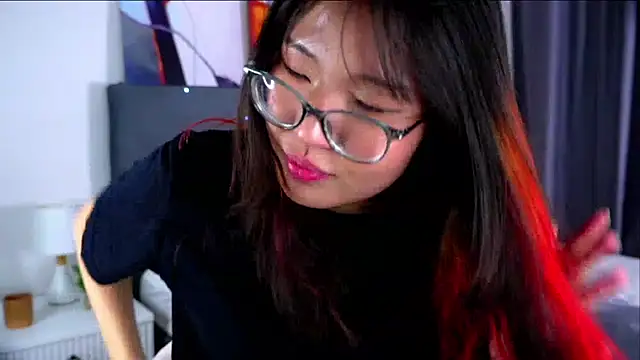 Chatroom XXX en direct de NelleMihalko