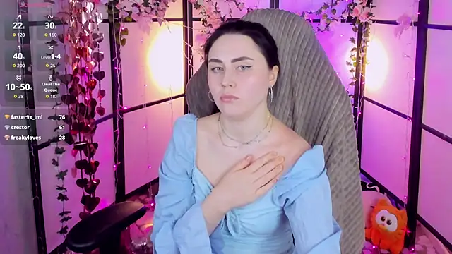 NoraLumi Adlı Modelin Canlı XXX Sohbeti