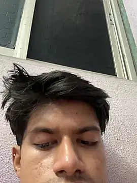 adihaveabigdick Adlı Modelin Canlı XXX Sohbeti