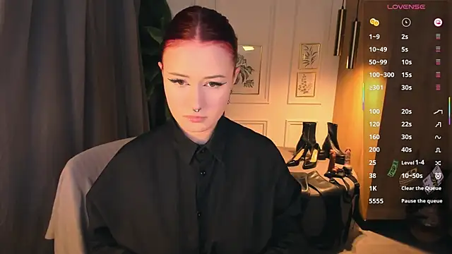 Lily_Moonlight's Live XXX Chat