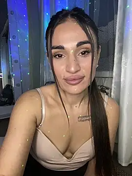 MonikaSi's Live XXX Chat