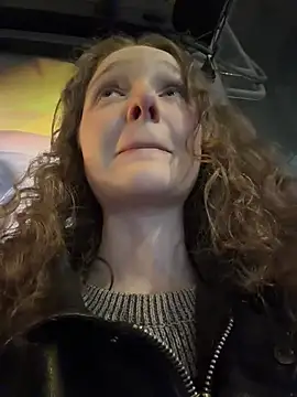 outside_rosy's Live XXX Chat