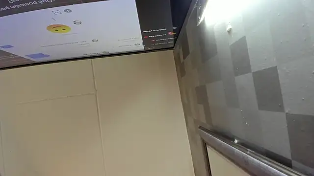 Escarleth_Fox – Naživo XXX chat