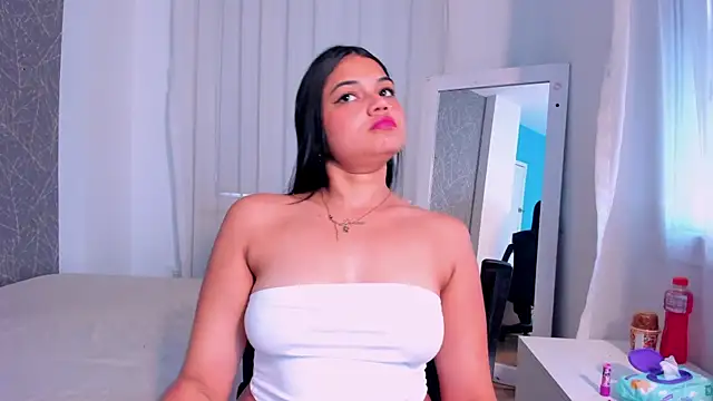 Webkamerová show EmiilyGreey