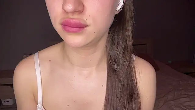 دردشة Deep_Eye الجنسية المباشرة