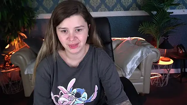 Chatroom XXX en direct de AmellyMilly