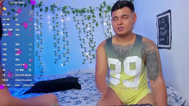 Chat XXX en directo de Khefthany