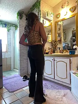 TranSexualJade95のライブXXXチャット