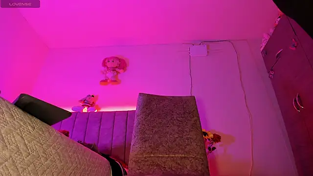 hot_Dariana_pantyhose Adlı Modelin Canlı XXX Sohbeti