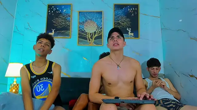 Show modela Spicy_guys na web-kameri