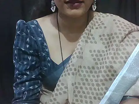 Thilothama_Vaishu Chat XXX live