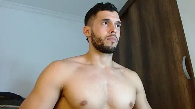 دردشة Noah_jhonsonn الجنسية المباشرة