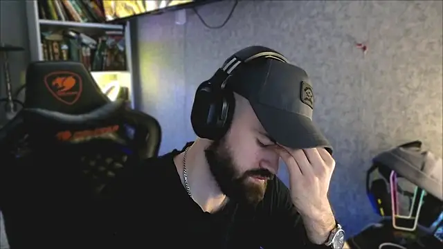 دردشة _Mostly_ الجنسية المباشرة