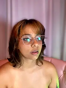 Chat +18 de LeylaKnox ao vivo