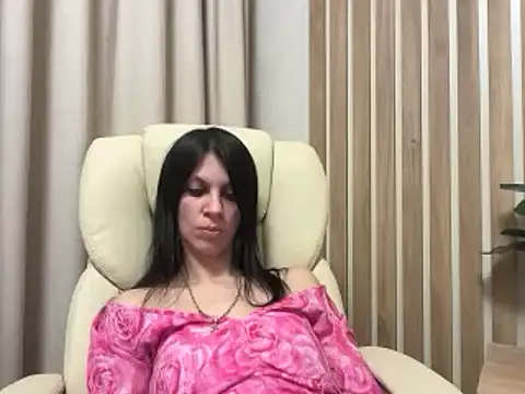 InjaAtHome 即時 XXX 聊天