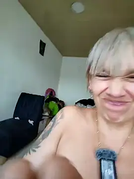 Chatroom XXX en direct de MARILYNRICHTER