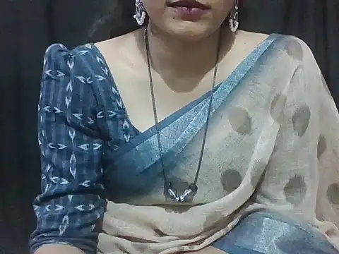 Chat XXX ao vivo de Thilothama_Vaishu