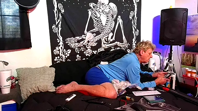 Show de whitehole4bbc252 na webcam