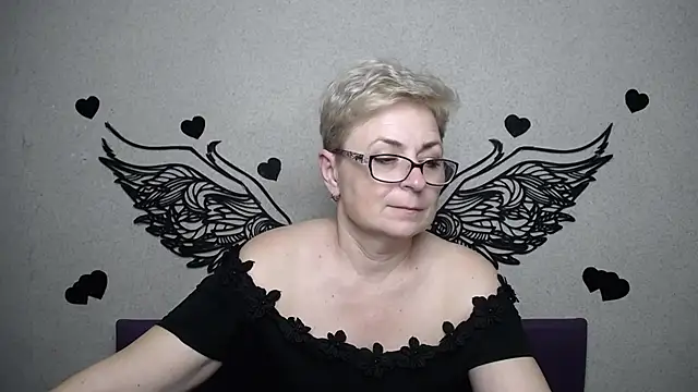 Živý XXX chat EmiliaGree