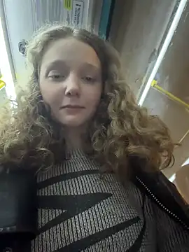 outside_rosy Webcam Show