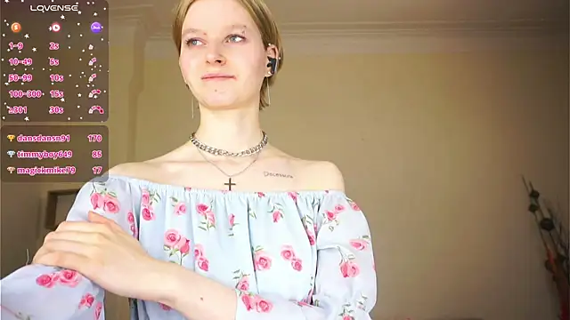 ToyaPletz: απευθείας συνομιλία ΧΧΧ