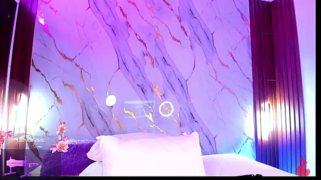 Emmiicute's Live XXX Chat