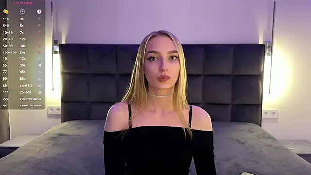 GoldieHarrington Live XXX-chat