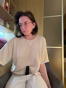 Take_Me_Awayy Adlı Modelin Web Kamerası Şovu