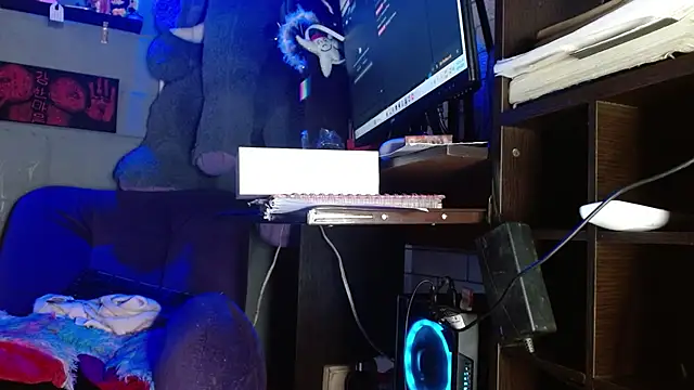 Meg4n_420 élő XXX-chatje