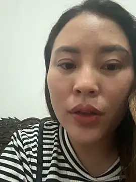 Lina-Naughty Show Webcam