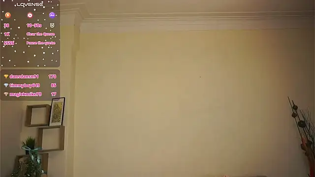 ToyaPletz Chat XXX live