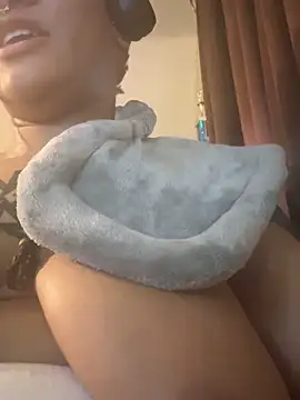 Chatroom XXX en direct de nickytheehawtie