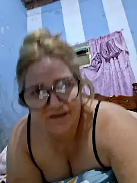 Carlotaazul Adlı Modelin Canlı XXX Sohbeti