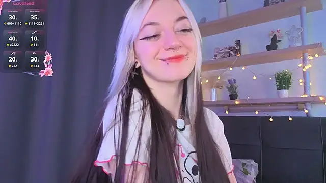 TristaRoht Adlı Modelin Canlı XXX Sohbeti