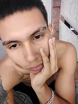 Онлайн чат XXX Scook_Gray_