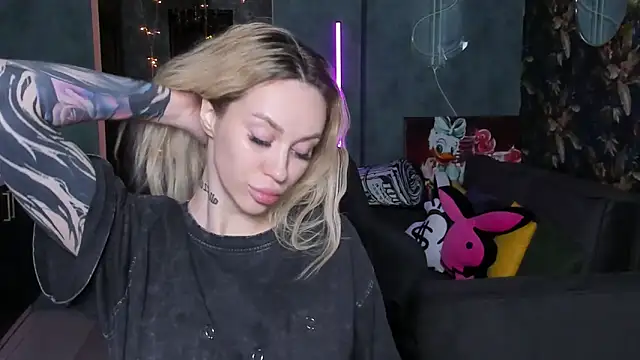 Blckmirrorr – Live XXX-chat