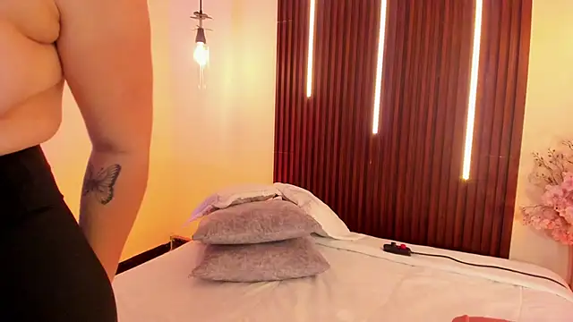 ArianaBaker's Live XXX Chat