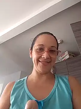 nicolle_milf1978のライブXXXチャット