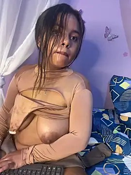 AnnePrince- 现场XXX聊天