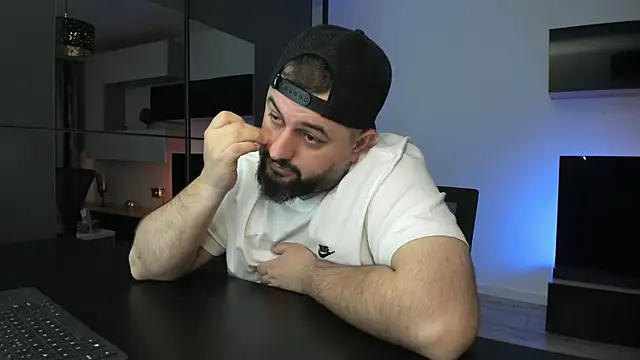 دردشة DravenPeak الجنسية المباشرة