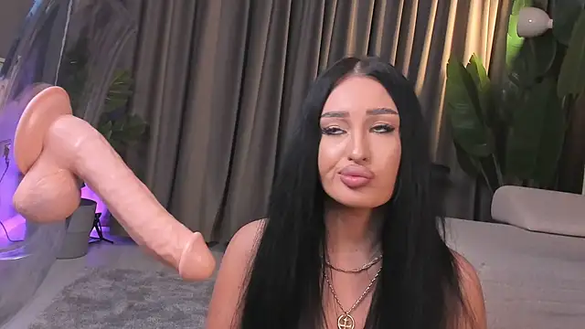 EmeraldKat's Live XXX Chat