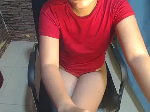 دردشة Trinasexy_pussy23 الجنسية المباشرة