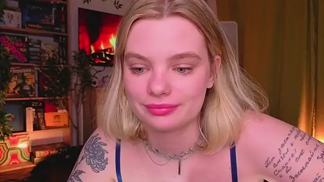 Hottie_Jane: онлайн-секс-чат