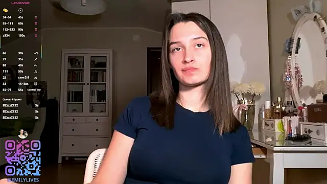 دردشة DarlineBrustera الجنسية المباشرة