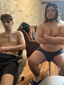 Chatroom XXX en direct de desiredude9