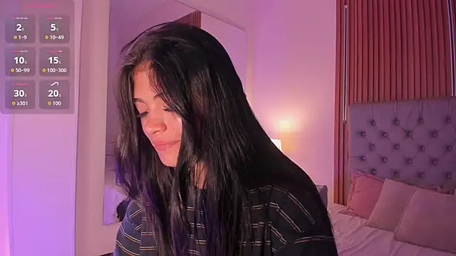 LiaSalvatoreのライブXXXチャット